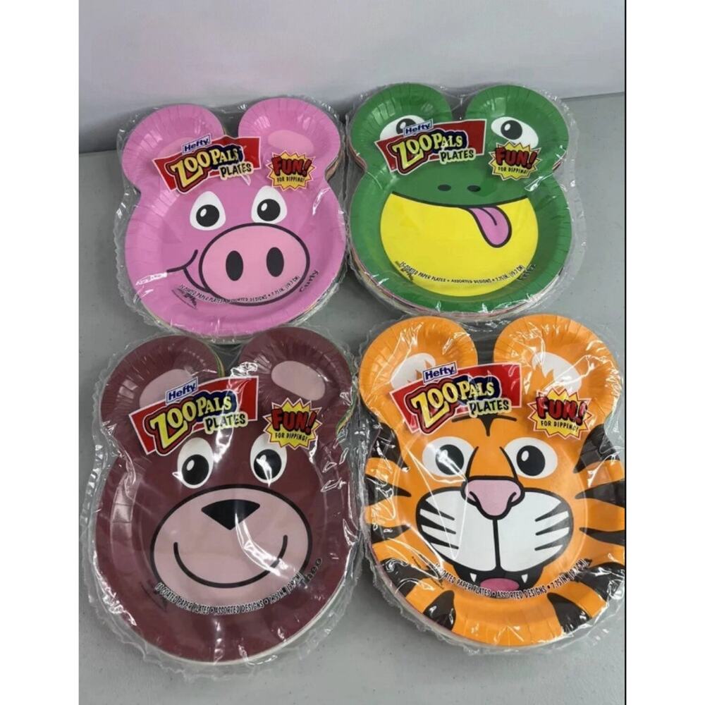 Hefty Zoo Pals Set of 4 animals pig frog bear tiger 60 total coated paper plates